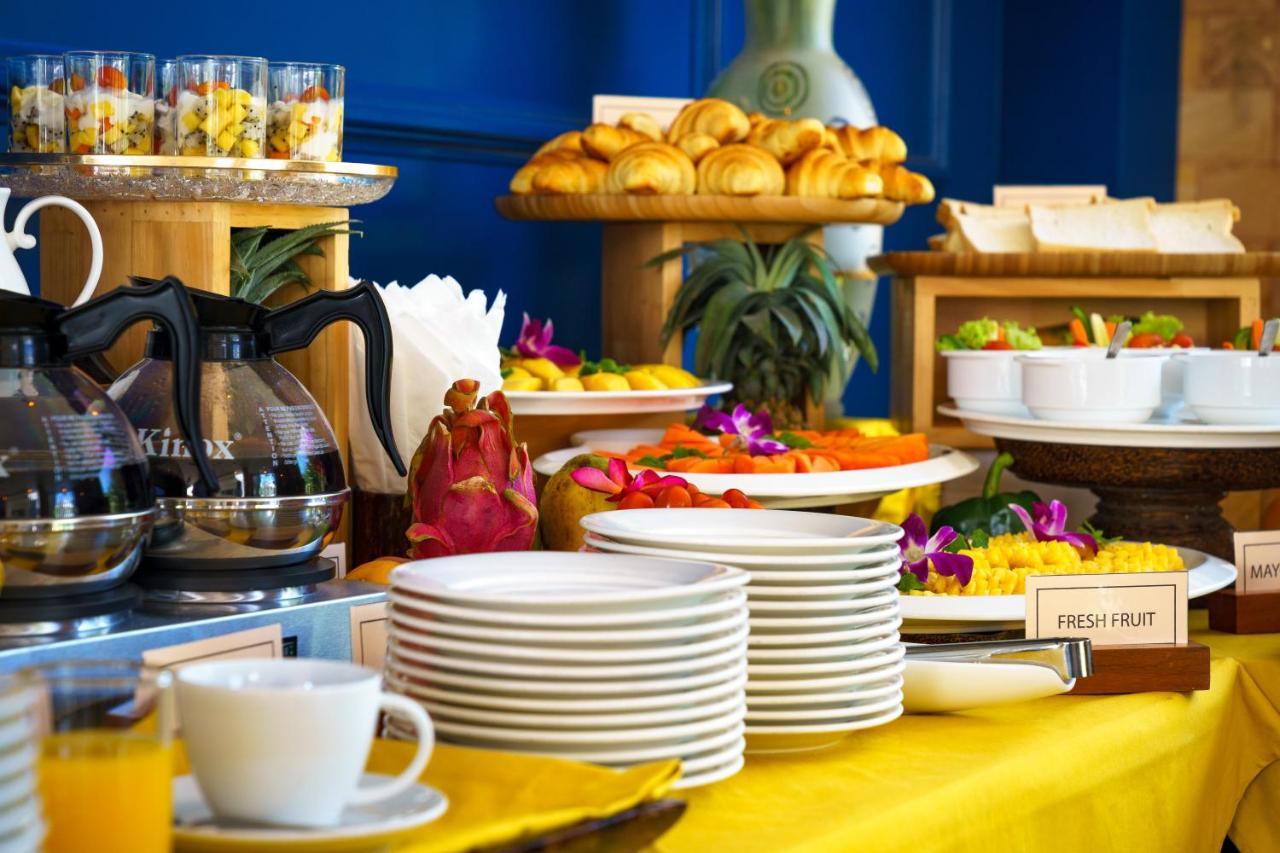 סיאם ריפ The Thirdfold Residence מראה חיצוני תמונה A buffet